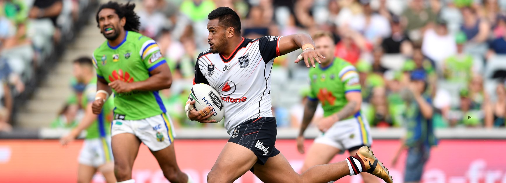 Warriors prop Sam Lisone.