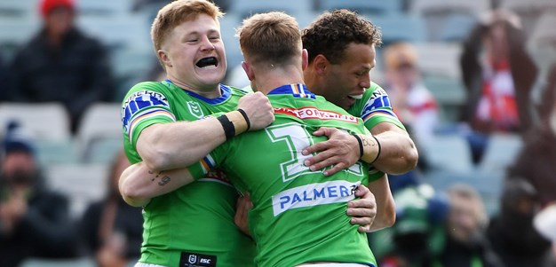 Raiders survive wild finish to beat Dragons