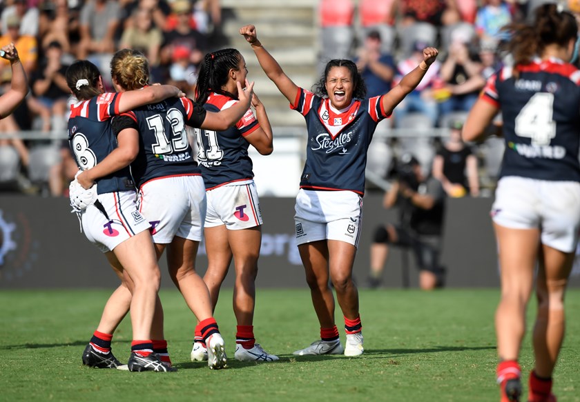 Zahara Temara and Roosters team-mates celebrate at fulltime after winning the 2021 NRLW grand final against the Dragons.