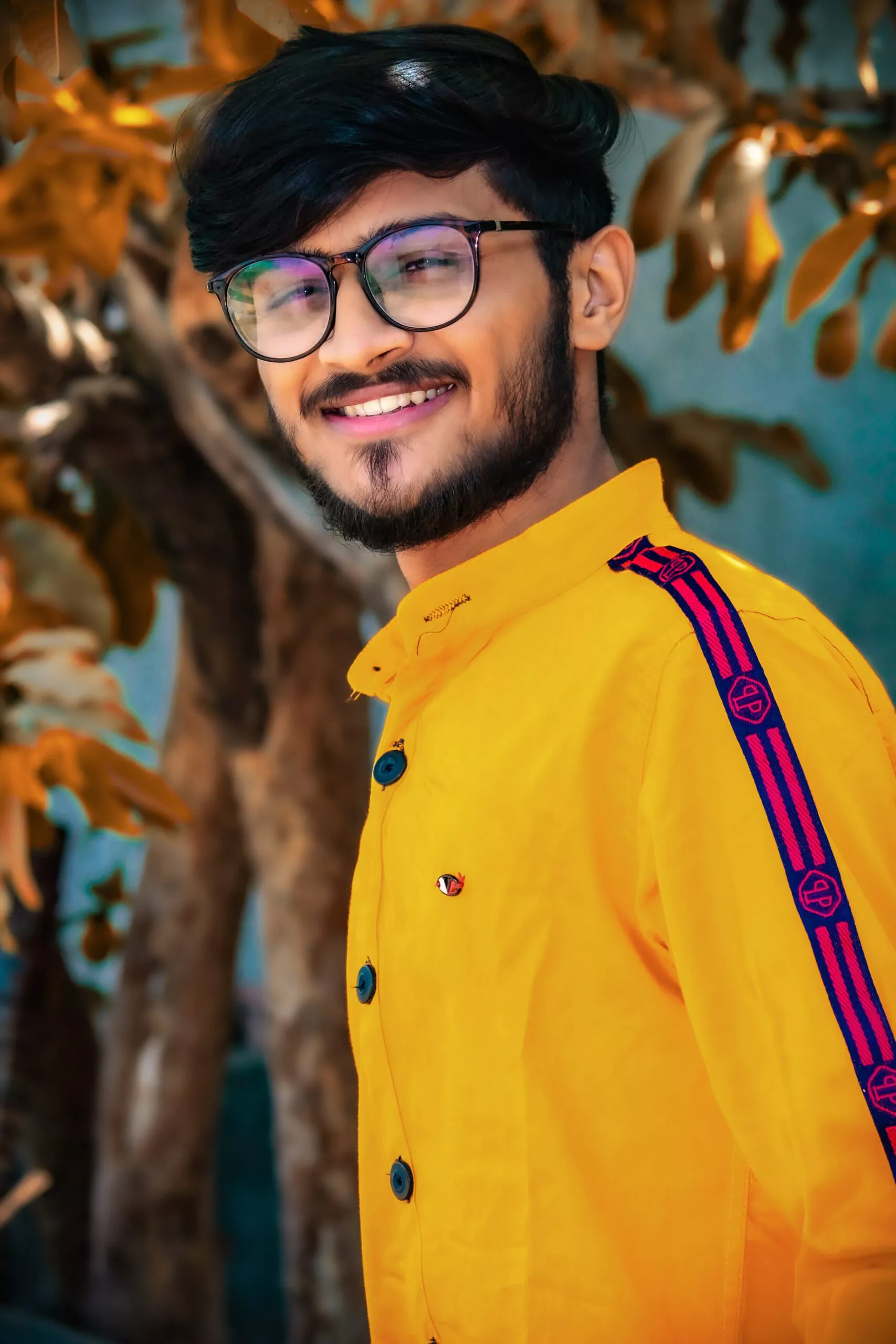 Gotam Shah is the author of 94ddz.com.